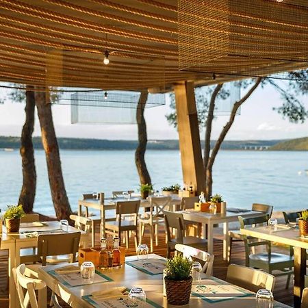 Easyatent Bungalow Tent Lanterna Цервар-Порат Экстерьер фото