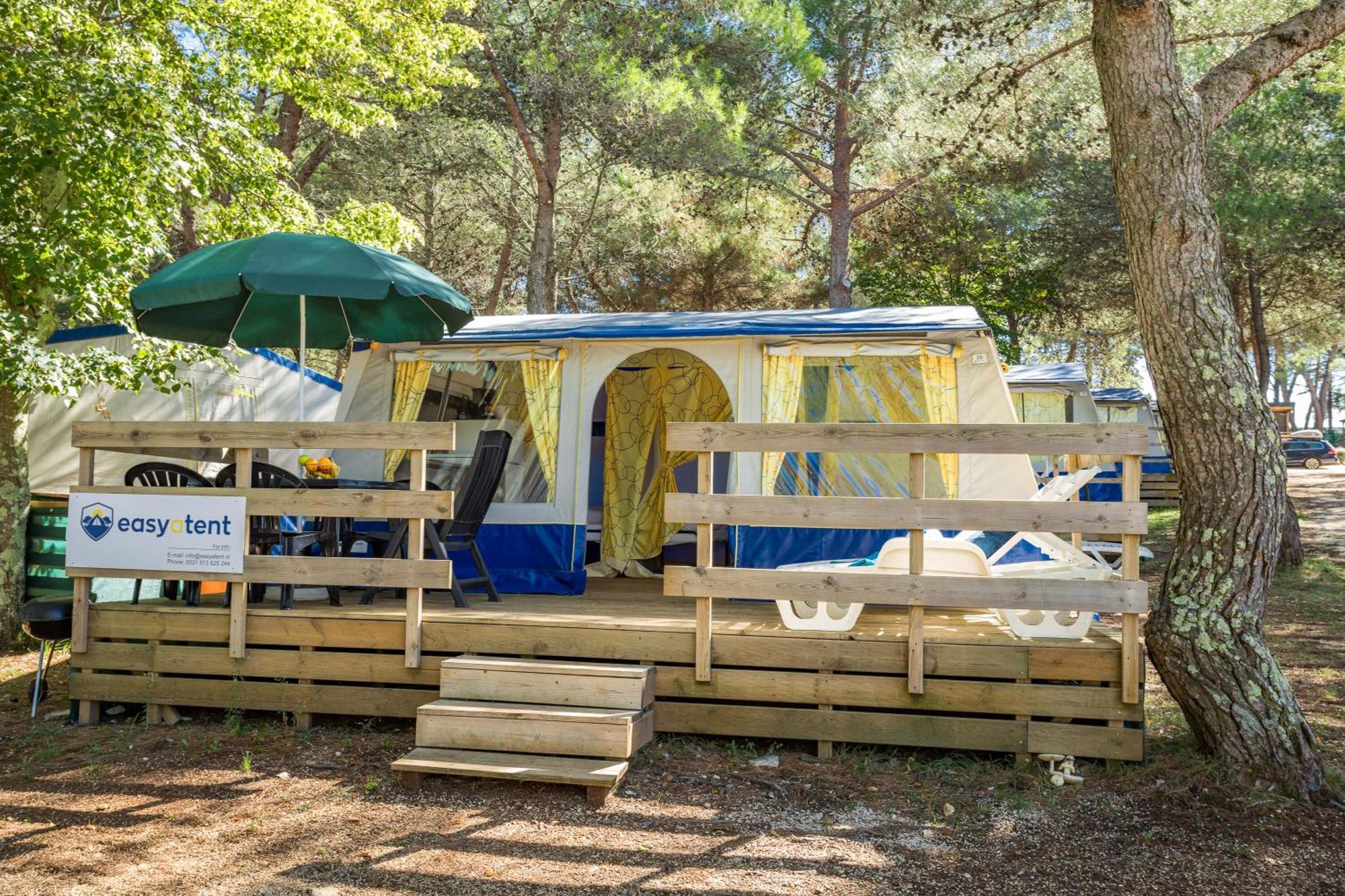 Easyatent Bungalow Tent Lanterna Цервар-Порат Номер фото