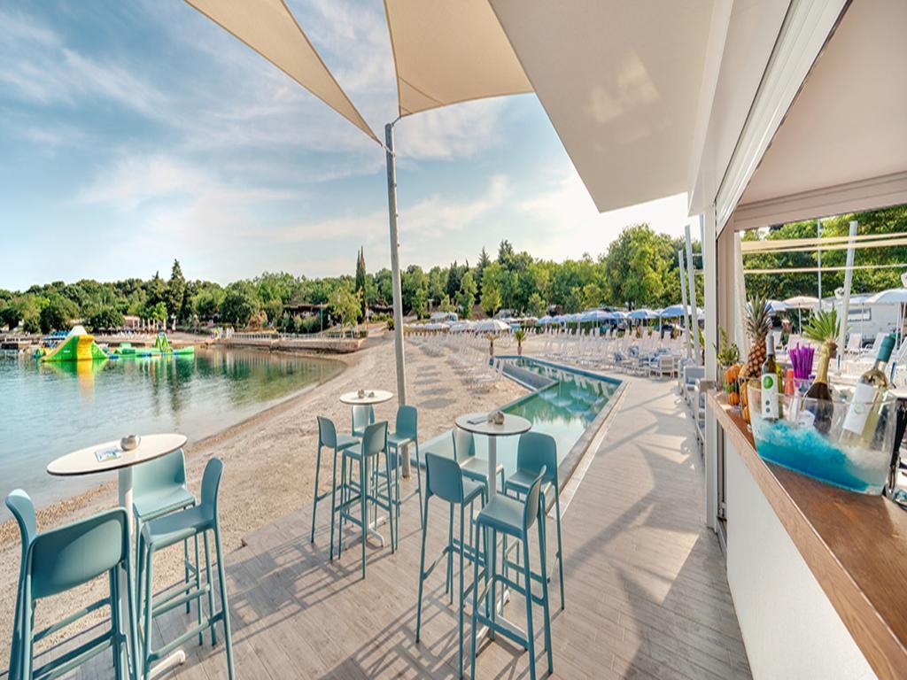 Easyatent Bungalow Tent Lanterna Цервар-Порат Экстерьер фото